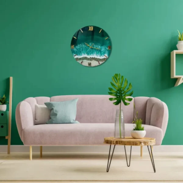 small-wall-clock-for-girls-room-online-600x600